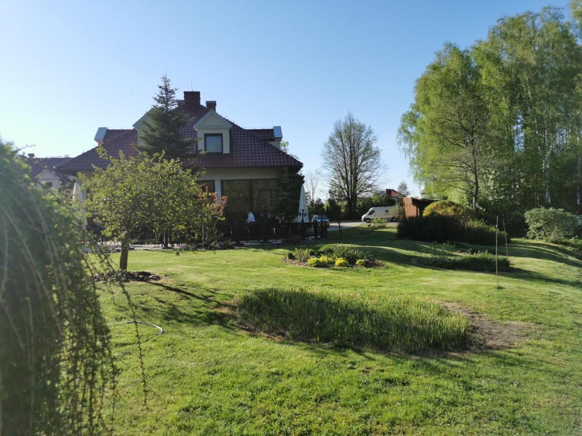 Hubertus Aparthotel & Restaurant & Horse Club Старогард-Гданьский Экстерьер фото