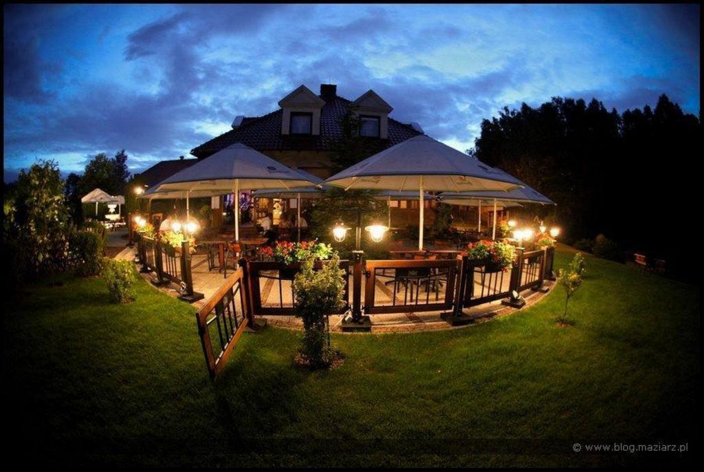 Hubertus Aparthotel & Restaurant & Horse Club Старогард-Гданьский Экстерьер фото